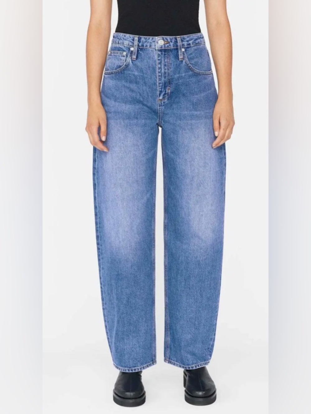 Frame Long Barrel Stearnlee Clean High-Rise Jeans in Medium Blue Size 29